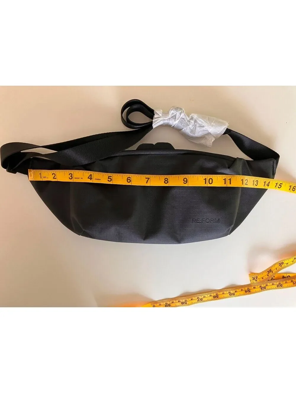 NWOT RE:FORM ES:01 Essential Sling Bag 1.2L Minimalist Weatherproof Black Unisex